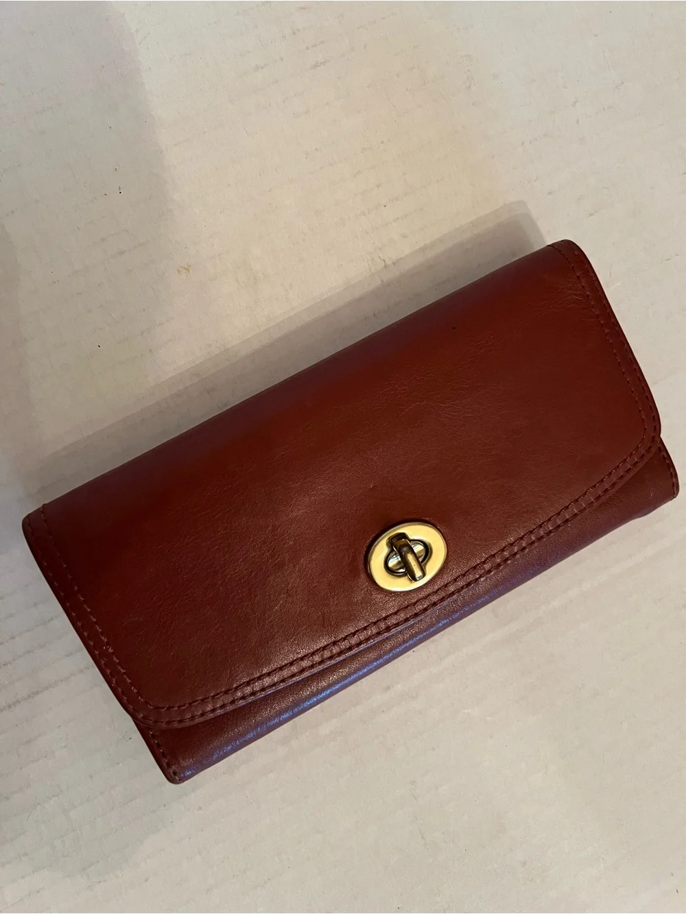 Coach Vintage Cognac Leather turn lock Wallet Excellent Condition